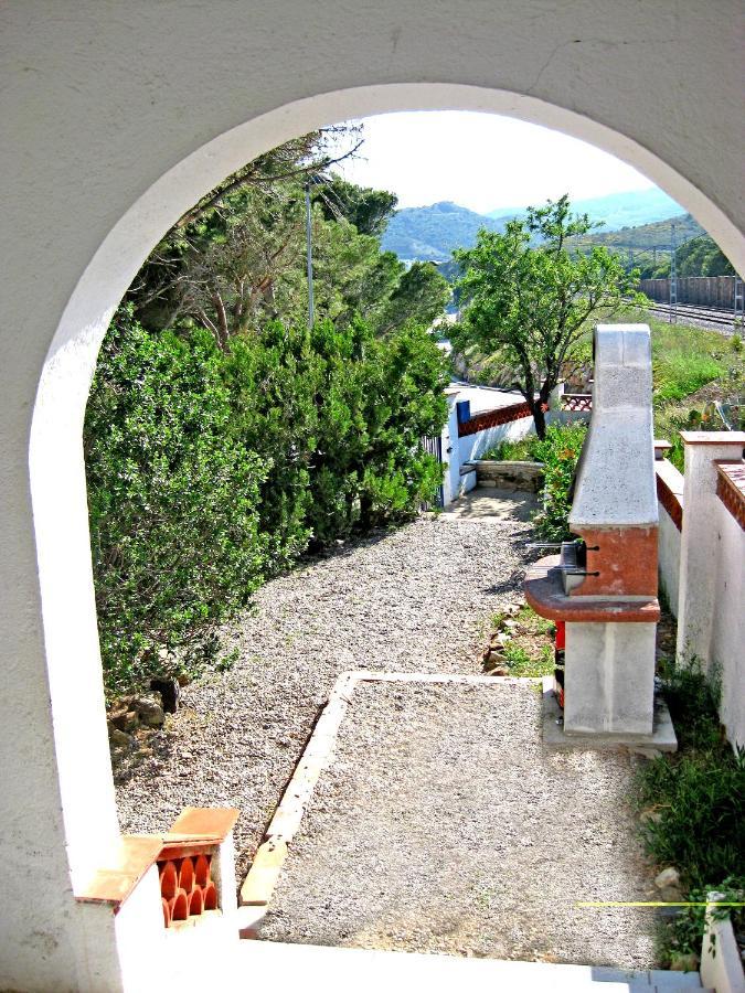 Caseta De Pescadors A Les Cales De Colera, 2ª Linea De Mar Ngoại thất bức ảnh